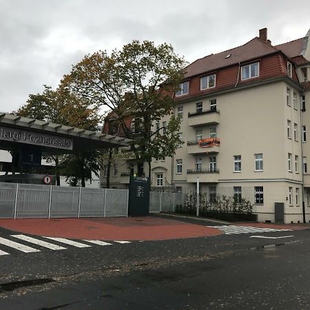 7 Rooms Mtp Poznan Luaran gambar