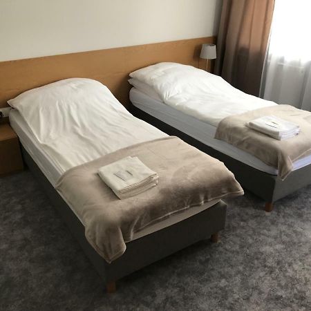 7 Rooms Mtp Poznan Luaran gambar