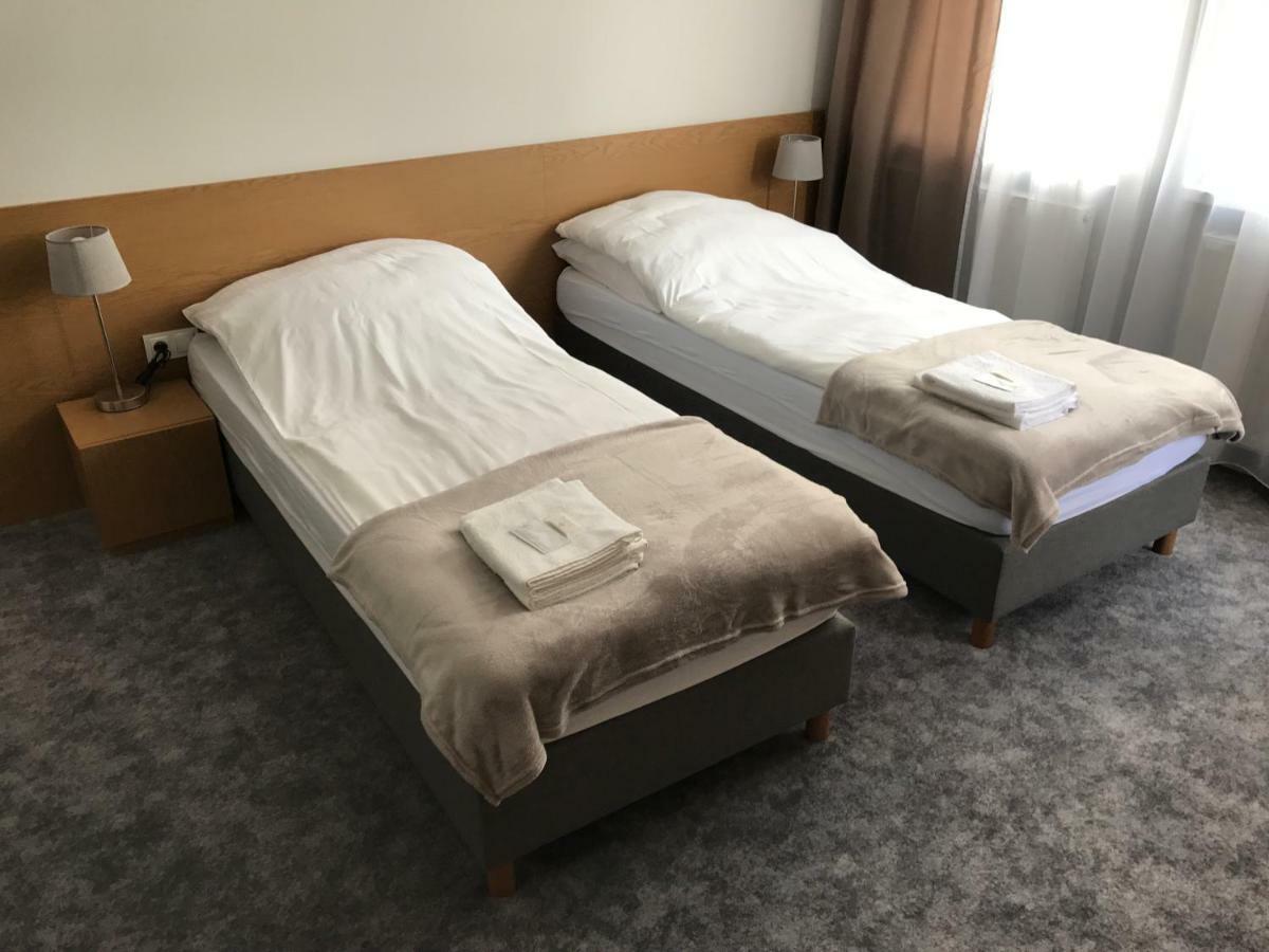 7 Rooms Mtp Poznan Luaran gambar