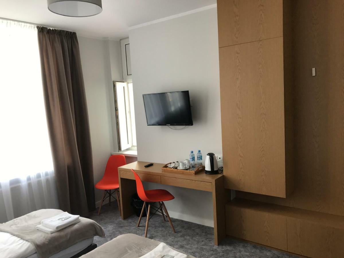 7 Rooms Mtp Poznan Luaran gambar