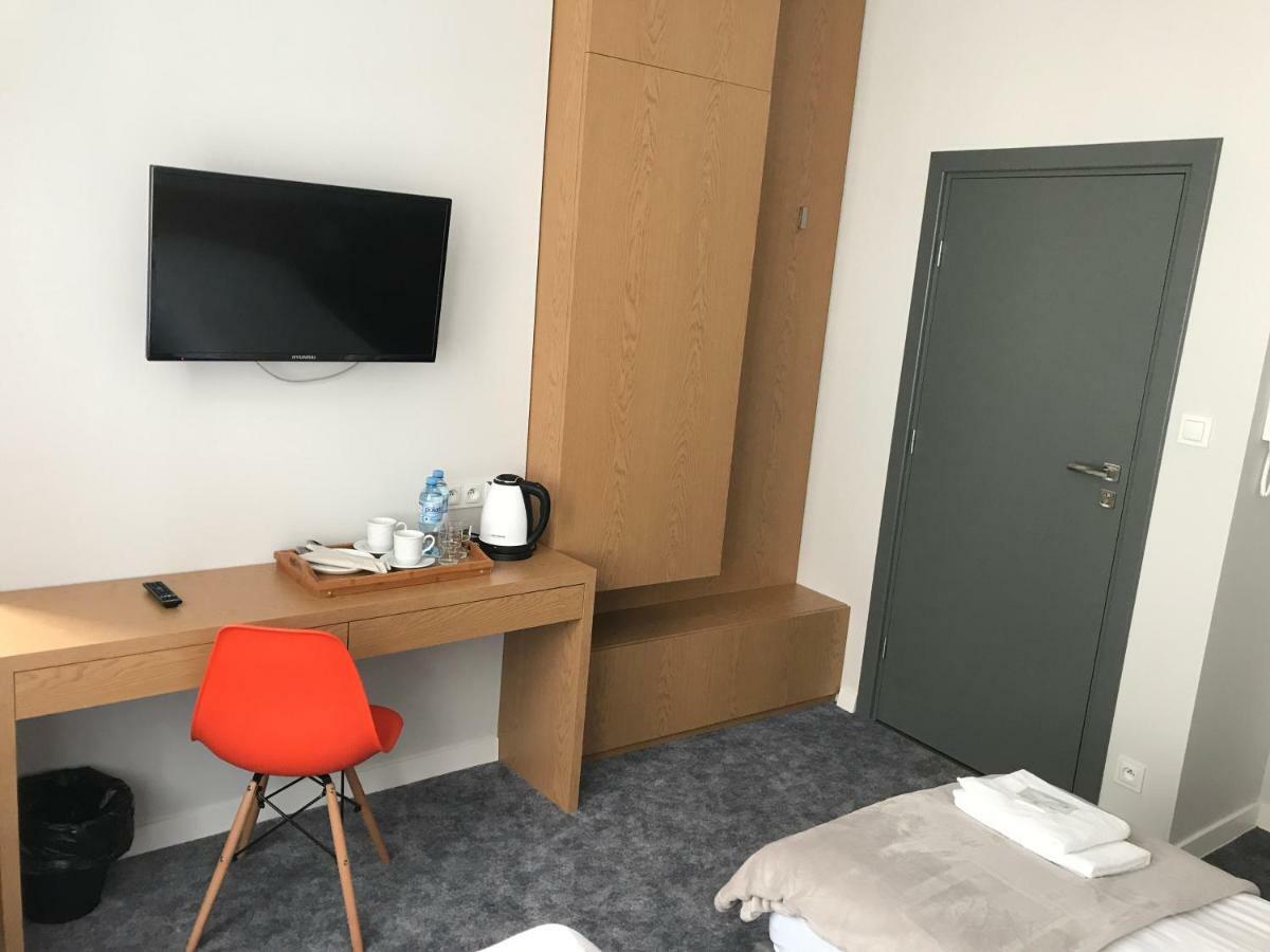 7 Rooms Mtp Poznan Luaran gambar