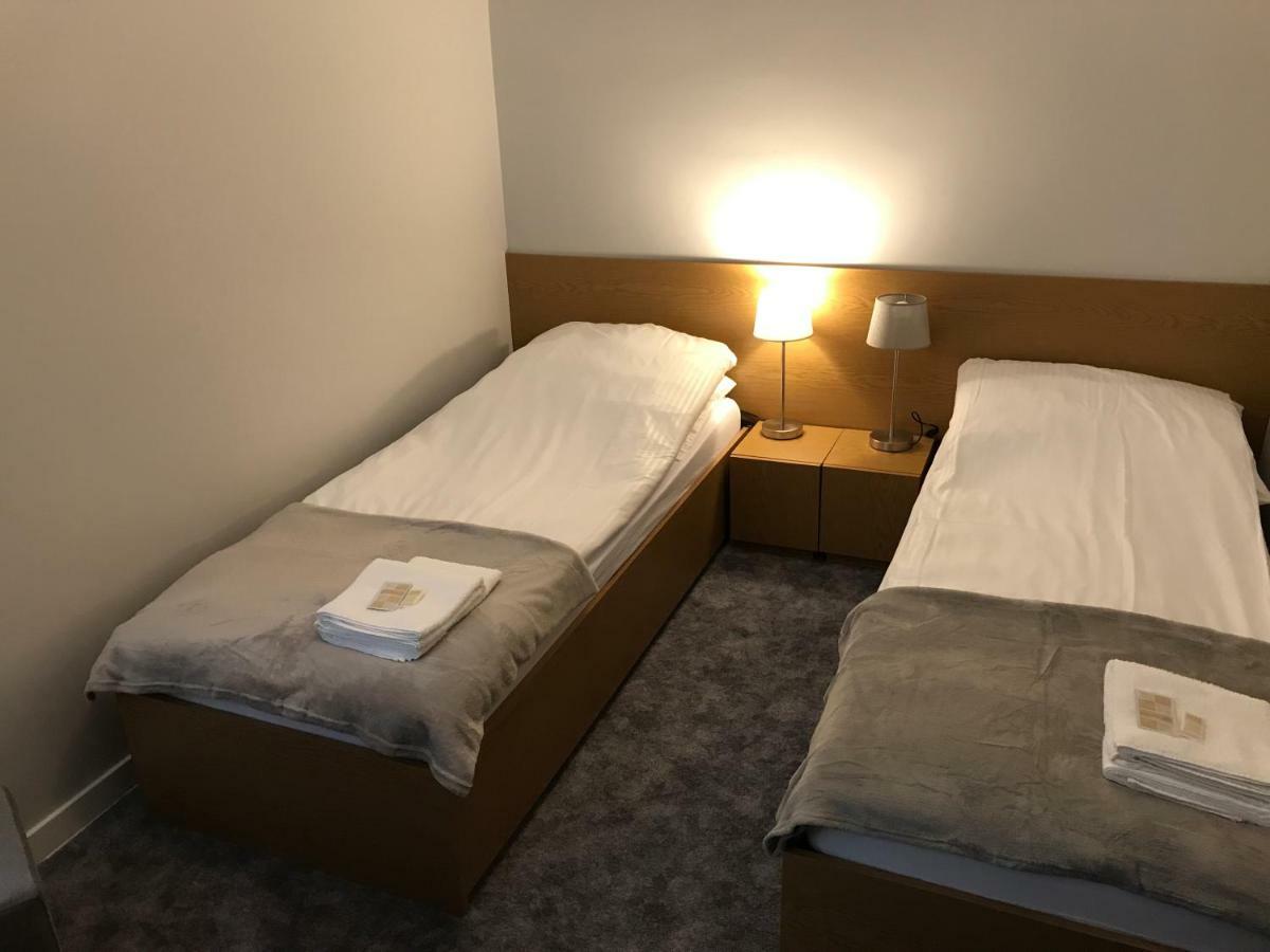 7 Rooms Mtp Poznan Luaran gambar