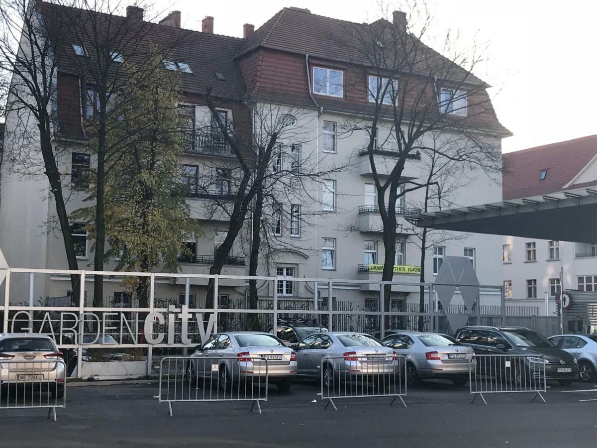 7 Rooms Mtp Poznan Luaran gambar